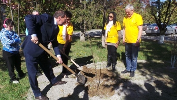Міський голова Ужгорода Віктор Погорєлов приєднався до відзначення Дня Землі (ФОТО)